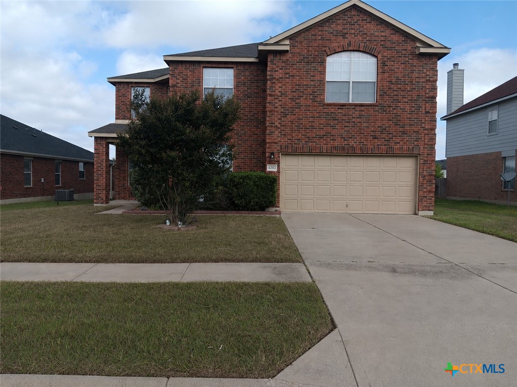 6203 Taree Loop — photo