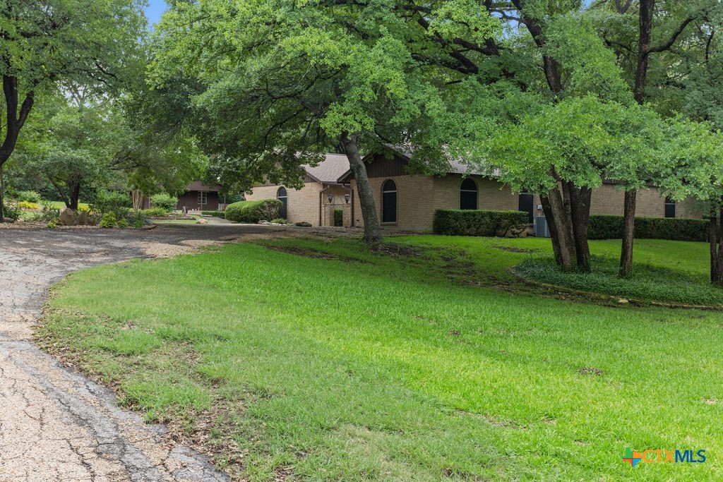 3681 FM 1123 — photo