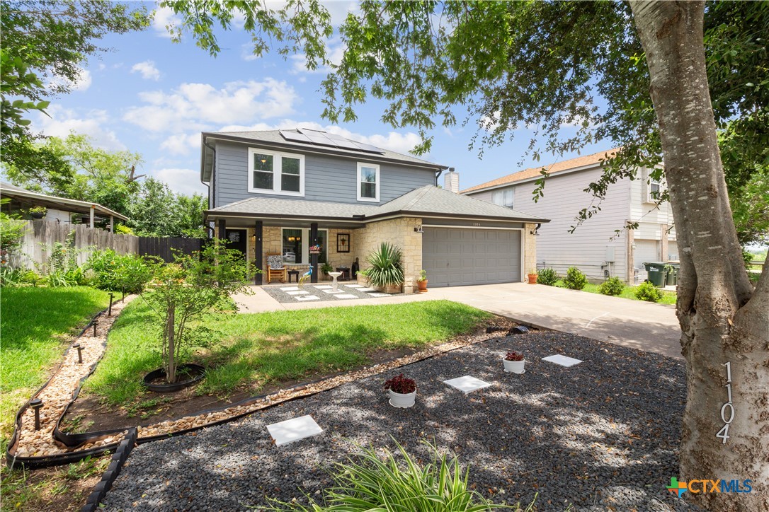 1104 Hilltop Drive — photo