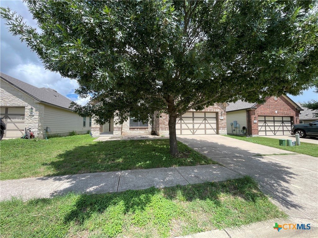 1104 Lonesome Oak Drive — photo