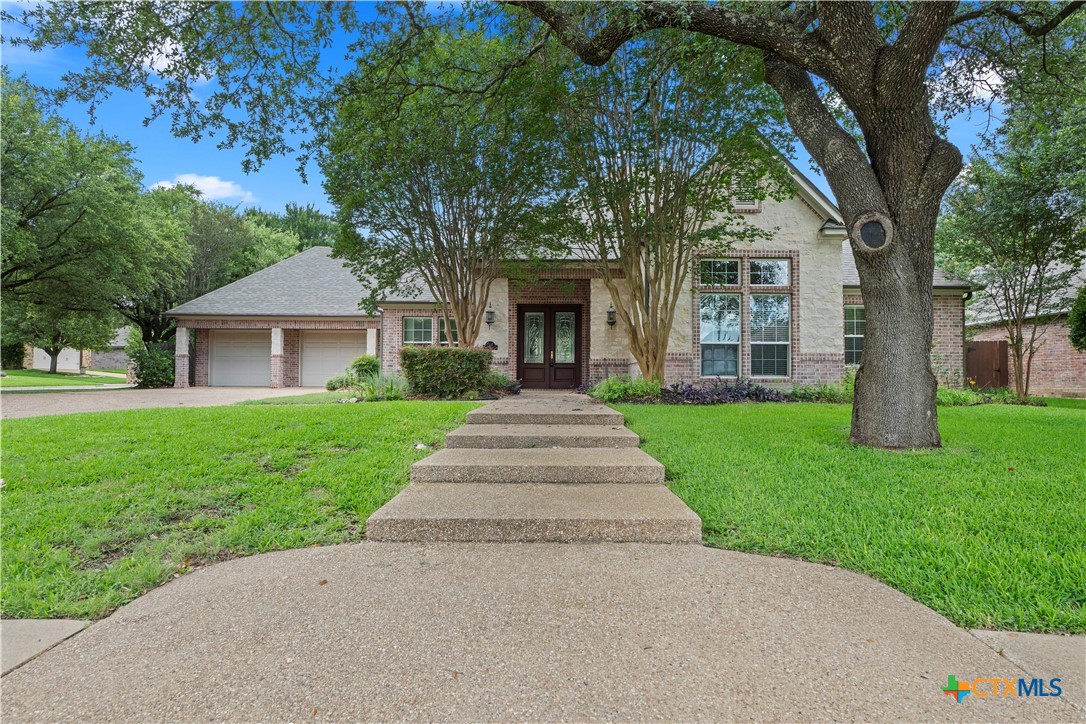 2316 Deerfield Drive — photo