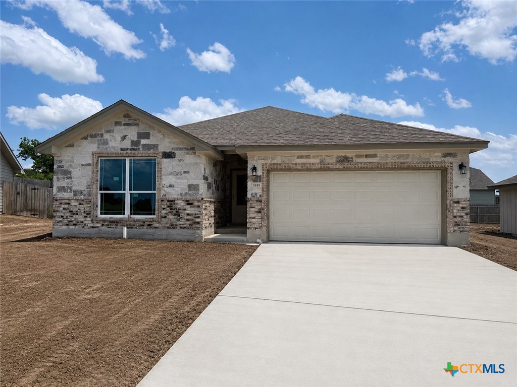 3819 Leming Court — photo