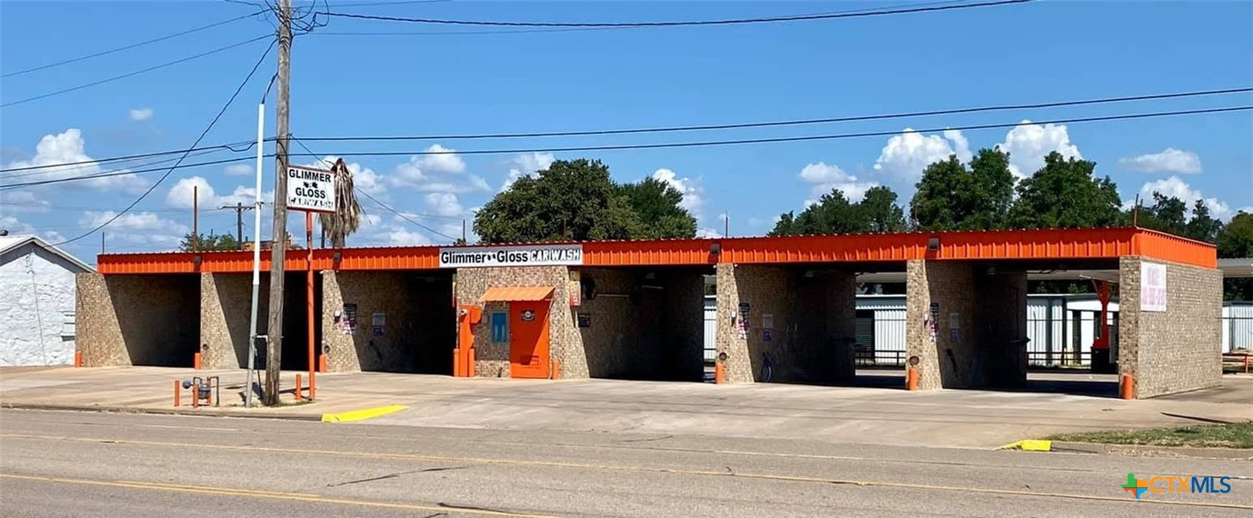 2407 E Main Street — photo