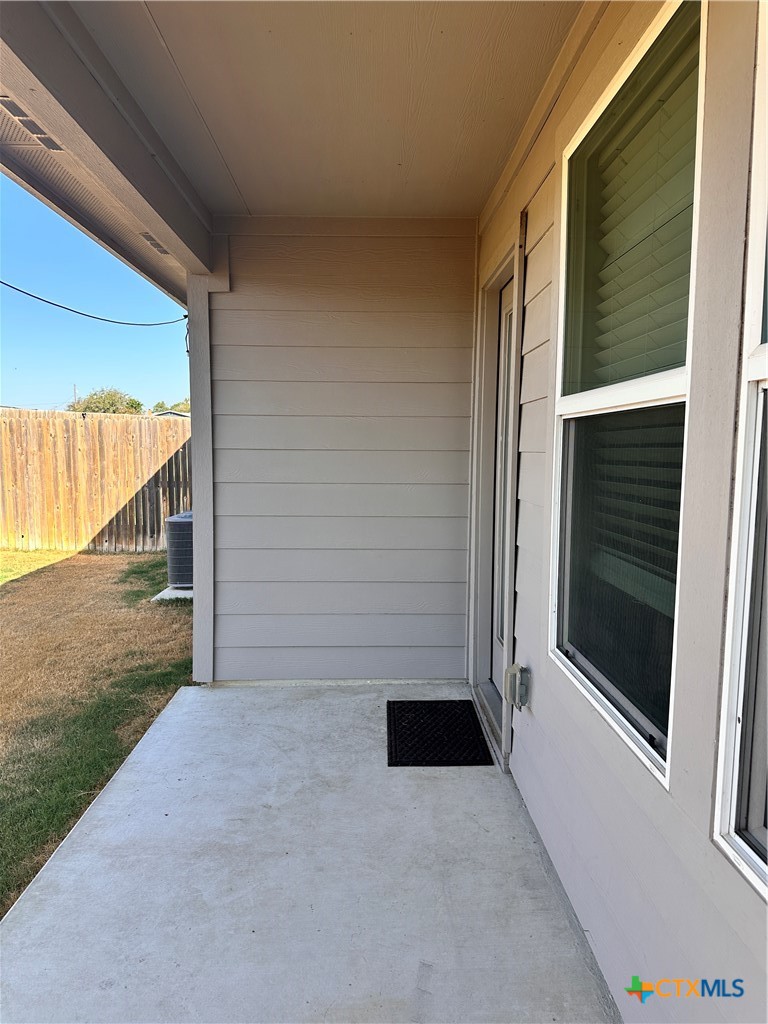 304 Fall Aster Drive, Kyle, TX 78640 — photo 3
