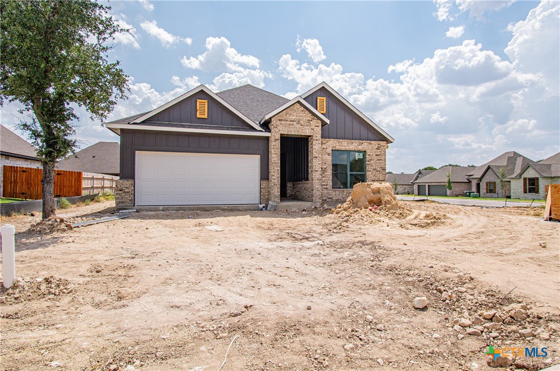 1201 Rylee Lane — photo