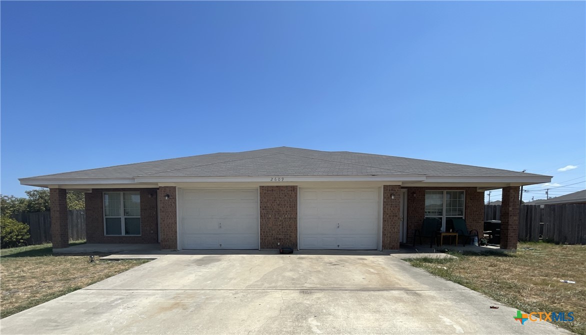 2609 Vernice Loop — photo