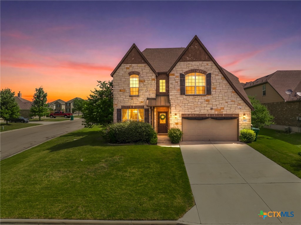 801 Green Meadow Drive — photo