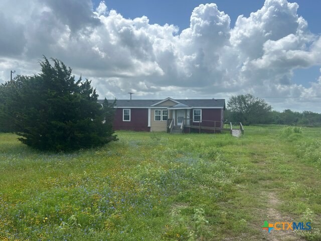 268 W Oaks — photo