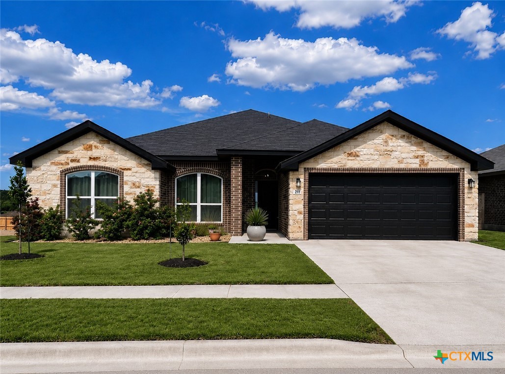 211 Fawn Ridge Drive — photo