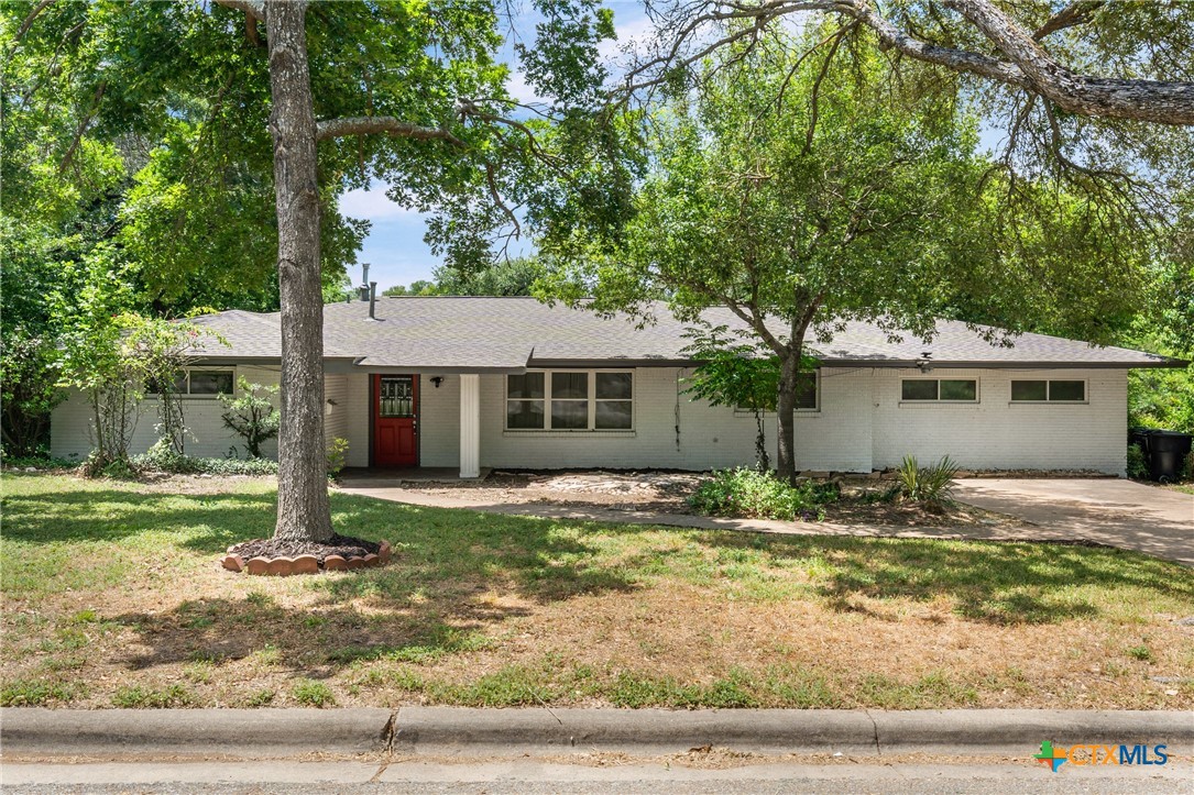 3109 W Avenue R — photo