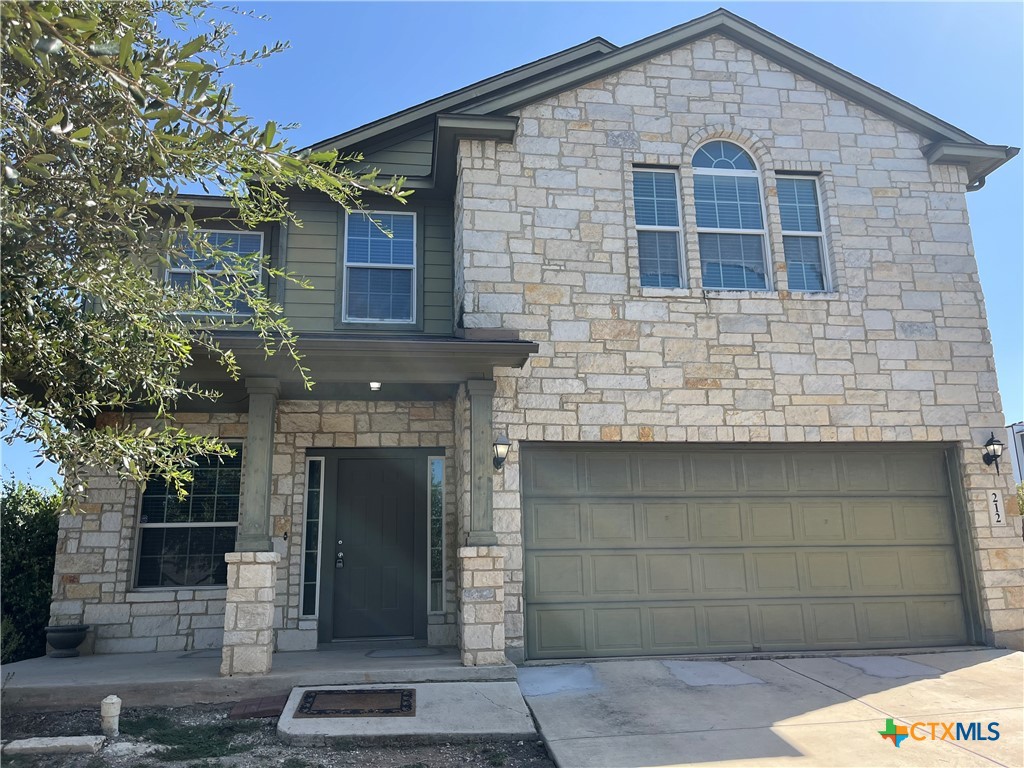 212 Oak Creek Way — photo