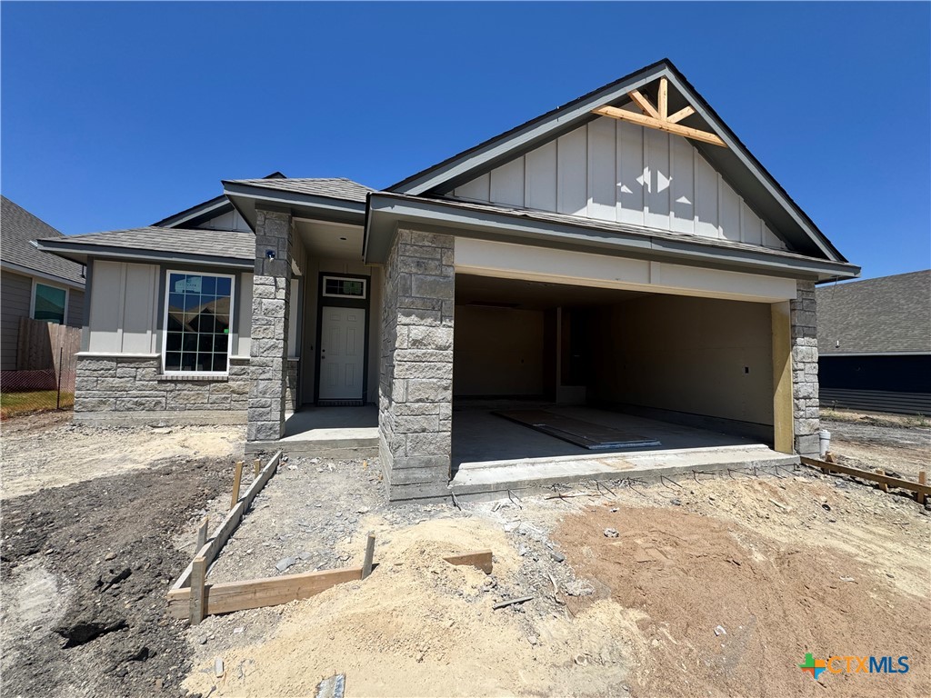 342 Pathfinder Drive — photo