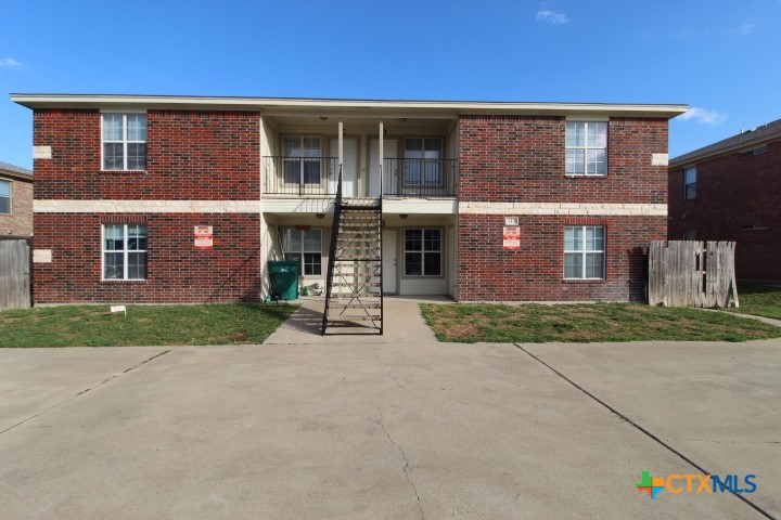 413 Brittney Way D — photo