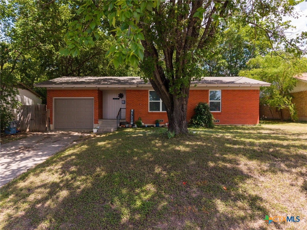 111 Cottonwood Drive — photo