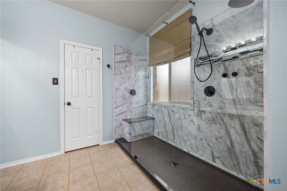 5311 English Oak Drive — photo