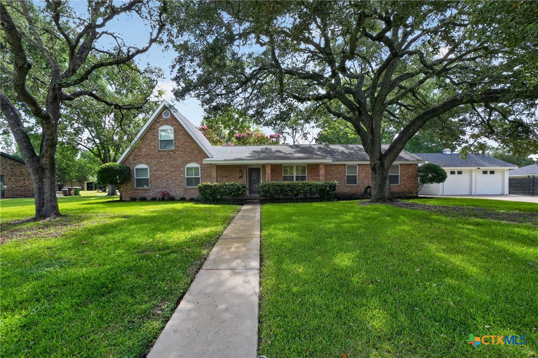 1622 Twin Island Drive — photo