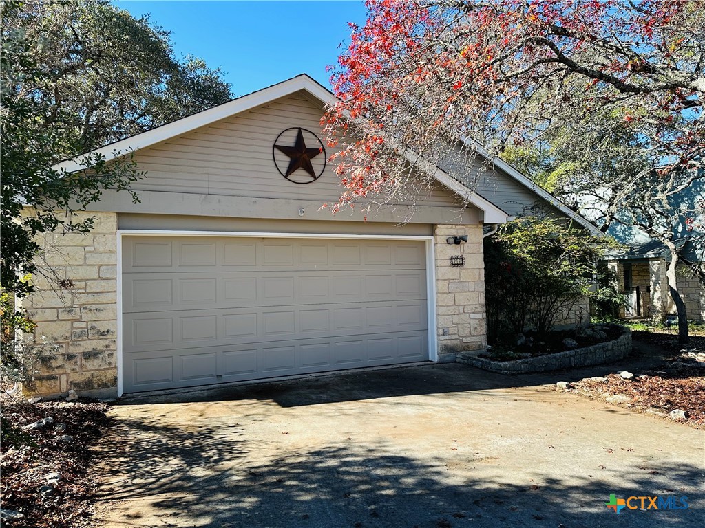 27 NW Par View Drive — photo