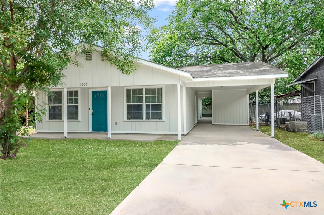 1037 N Guadalupe Street — photo