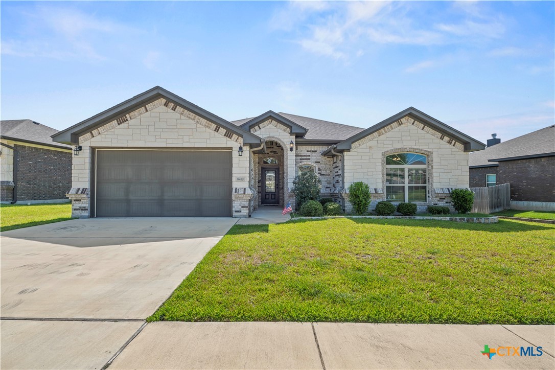 8410 Grand Oaks Lane — photo