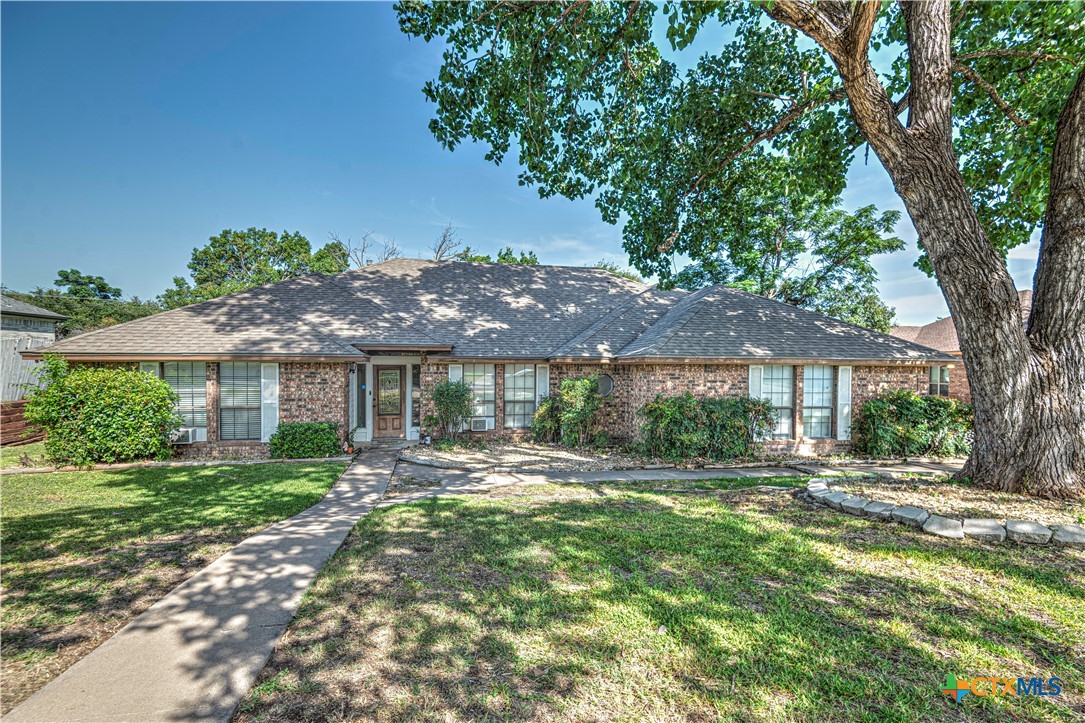 1619 Tanglewood Drive — photo