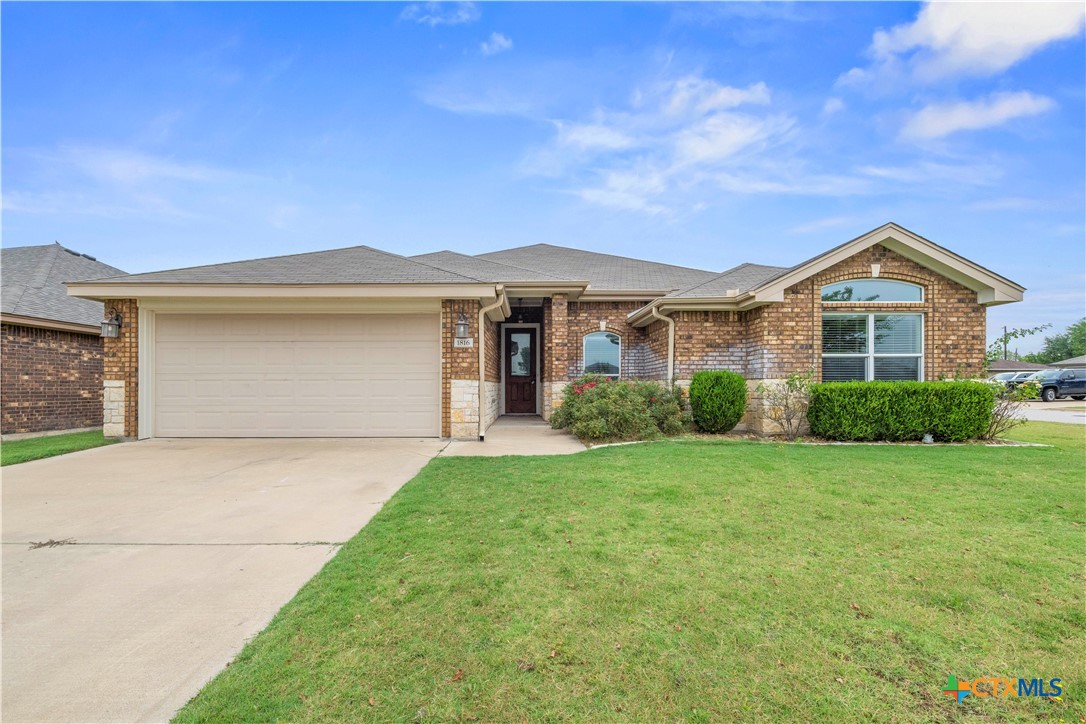 1816 Carriage House Drive — photo