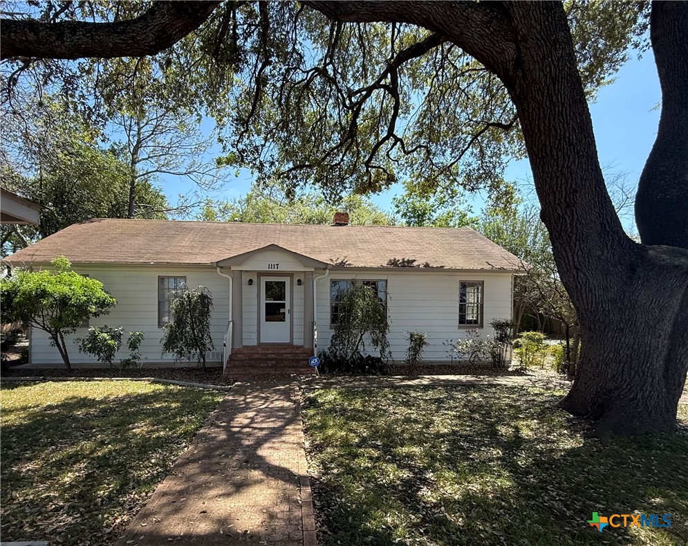 1117 E Court Street — photo
