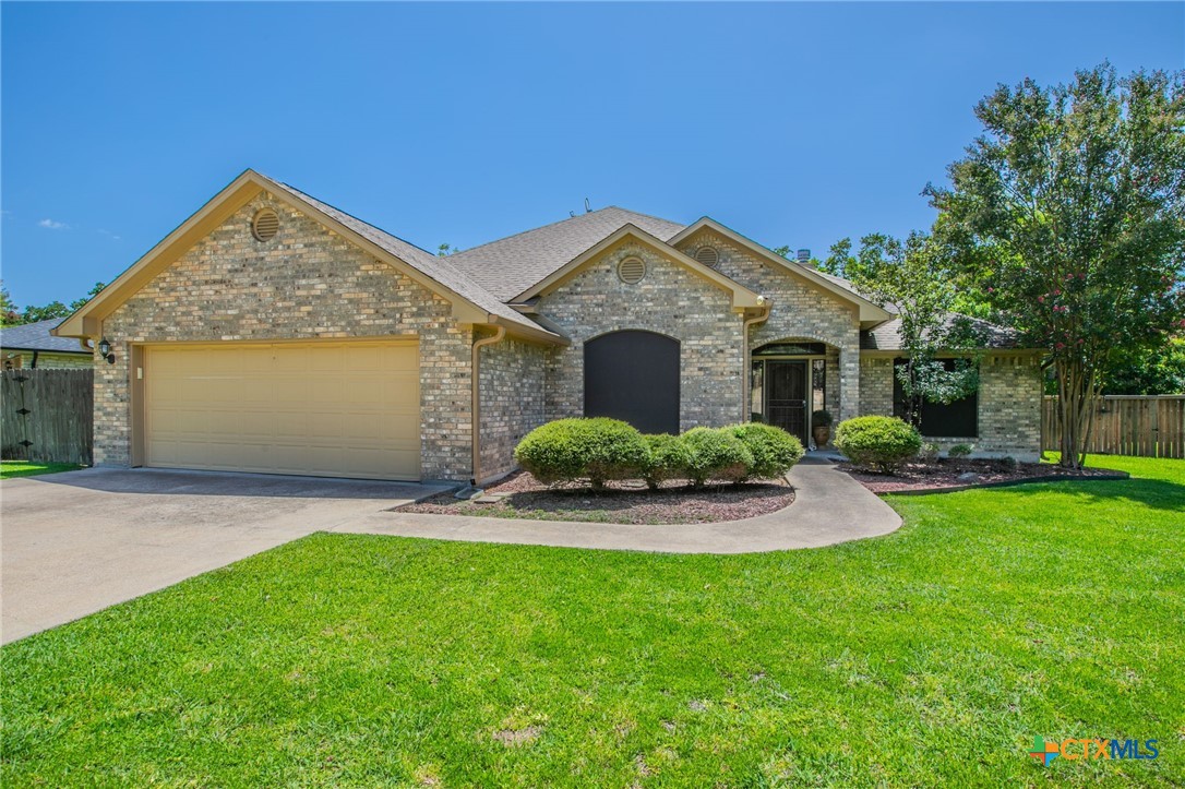 4701 Arrowhead Drive — photo