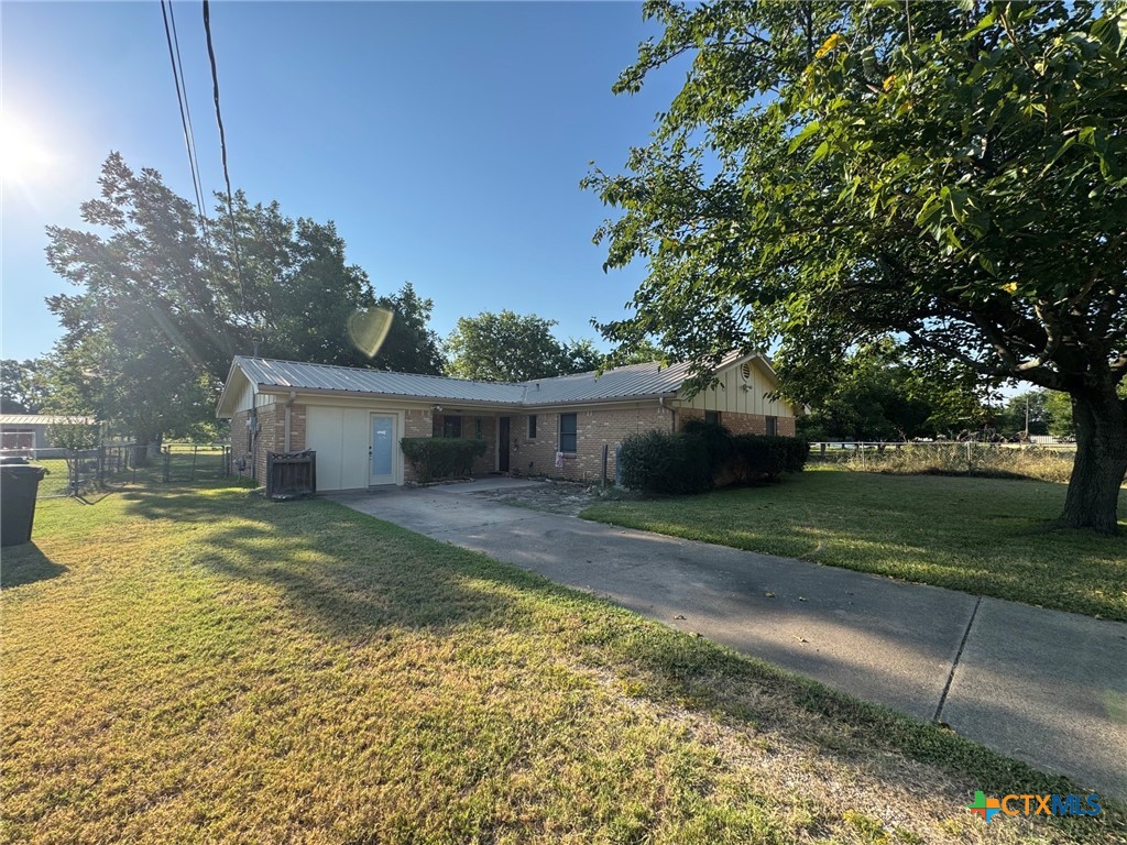 105 Curry Drive — photo