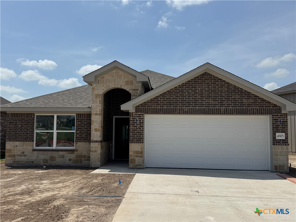 4905 Miranda Drive — photo