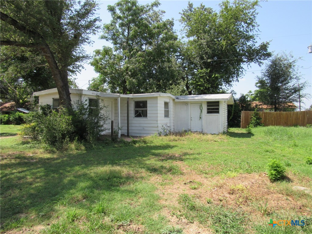 3700 Mountain Oak Lane — photo