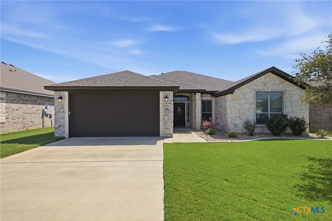1831 Broken Shoe Trail — photo
