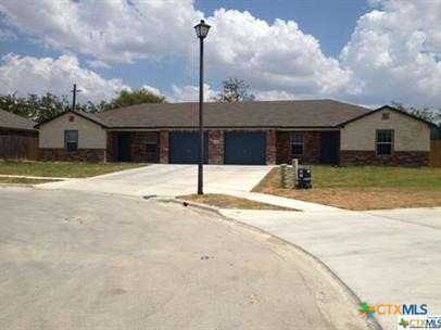 3011 Baldwin Loop — photo