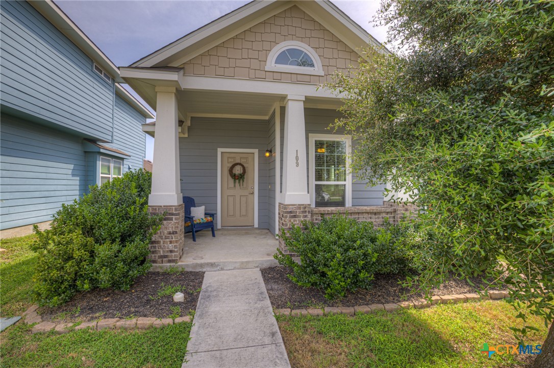 109 Bosque Drive — photo