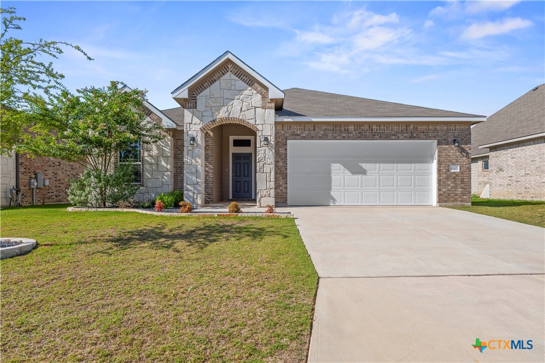 10207 Six Shooter Lane — photo