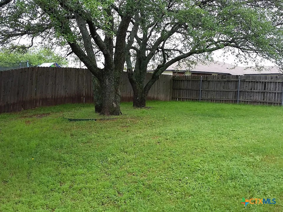 Home in Killeen, TX 76543 — photo 2