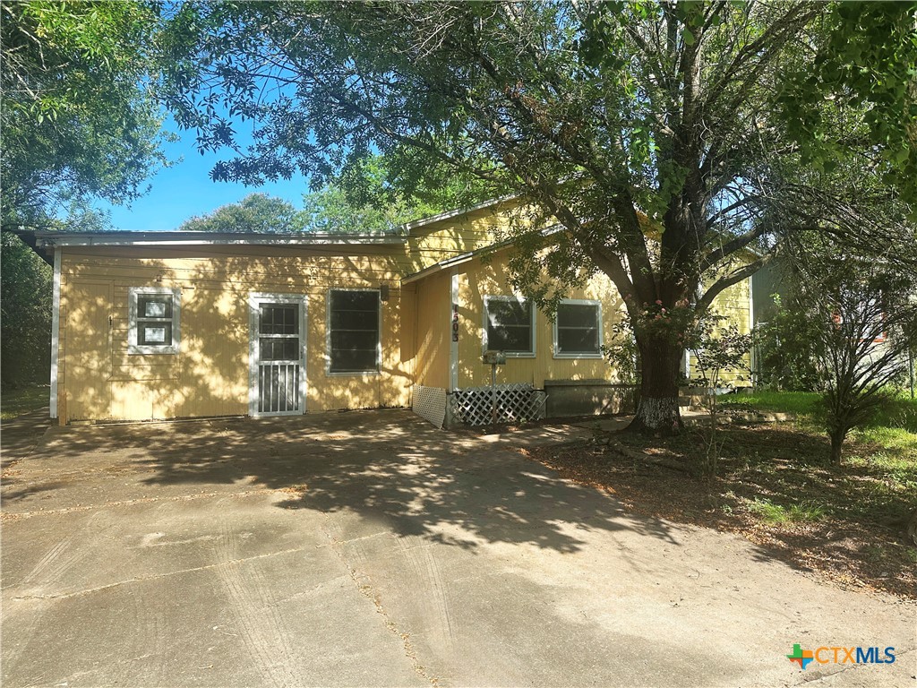 1503 Lova Drive — photo