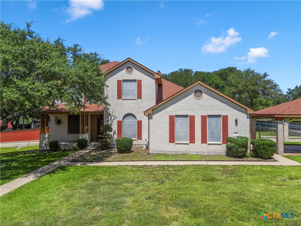 570 Crossland Drive — photo