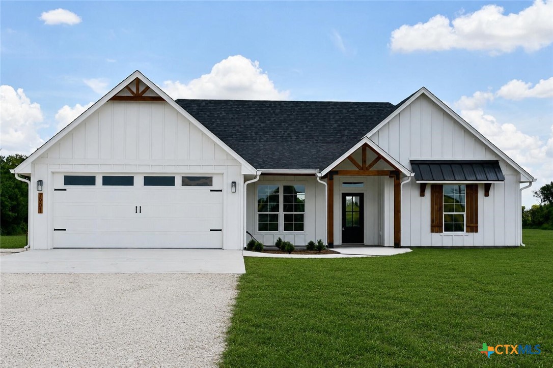7901 Pecan Road — photo