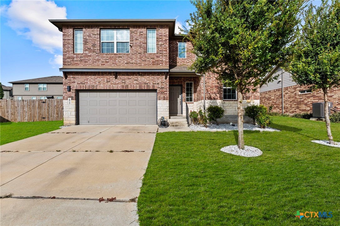 673 Sheridan Park — photo