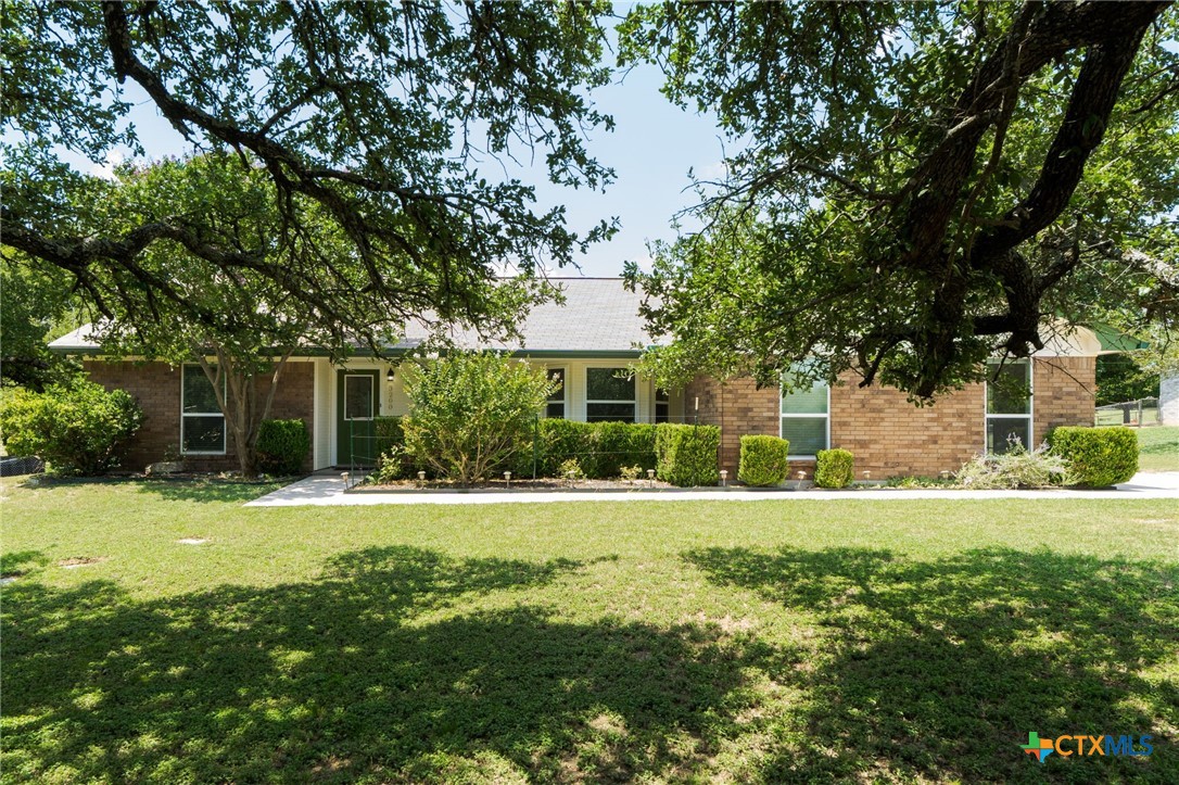 3200 Lois Lane — photo