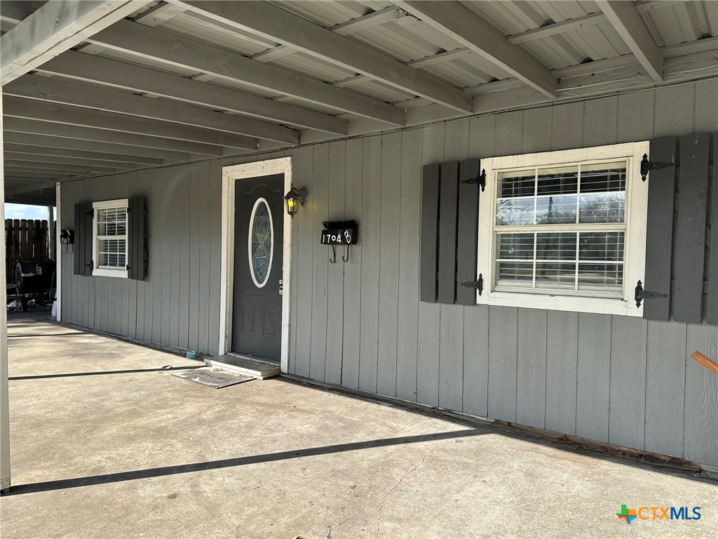 1704 Avondale Street — photo