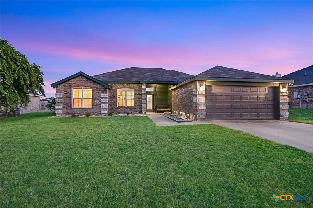 2403 Lindsey Drive — photo