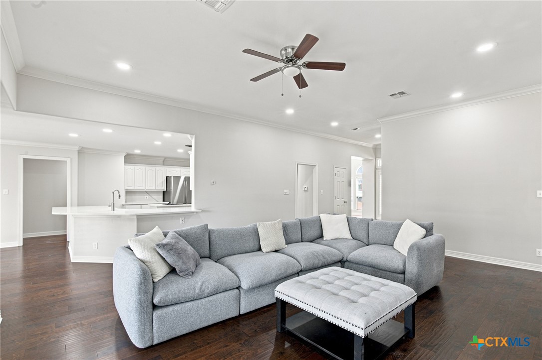 202 Ridge View, Victoria, TX 77904 — photo 3