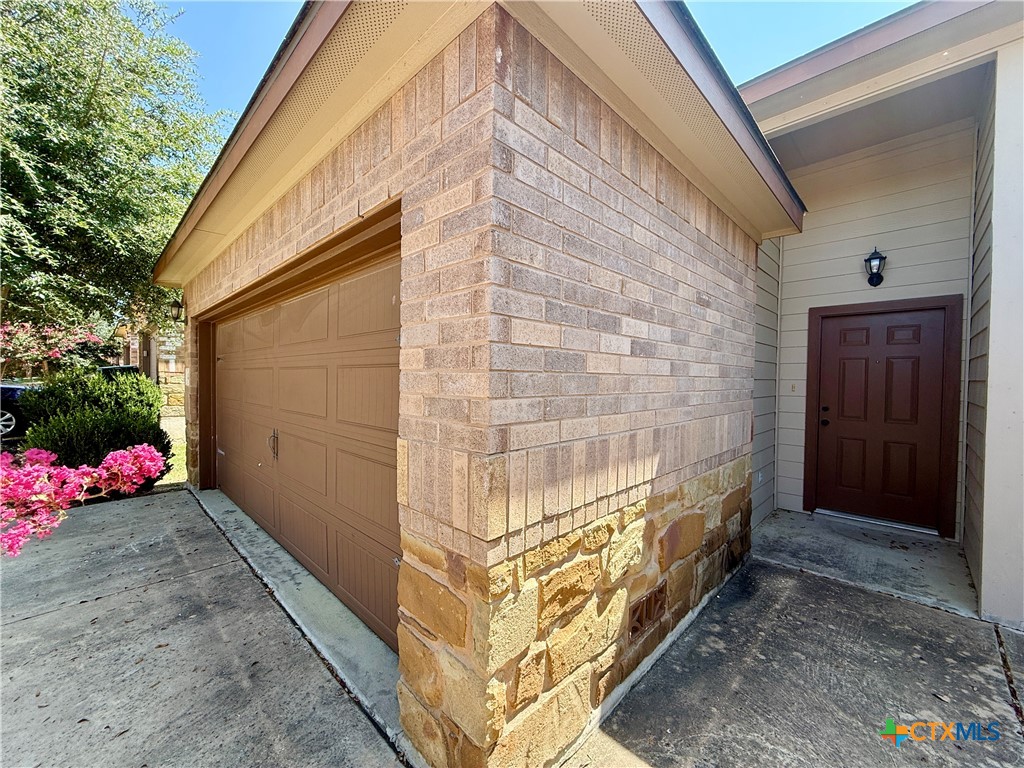 424 Jack Rabbit Lane #A, Buda, TX 78610 — photo 2