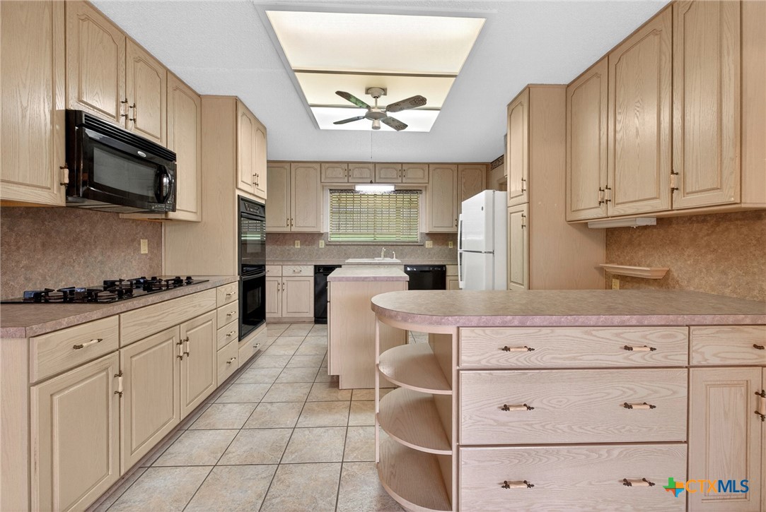 605 E Mary Jane Drive — photo