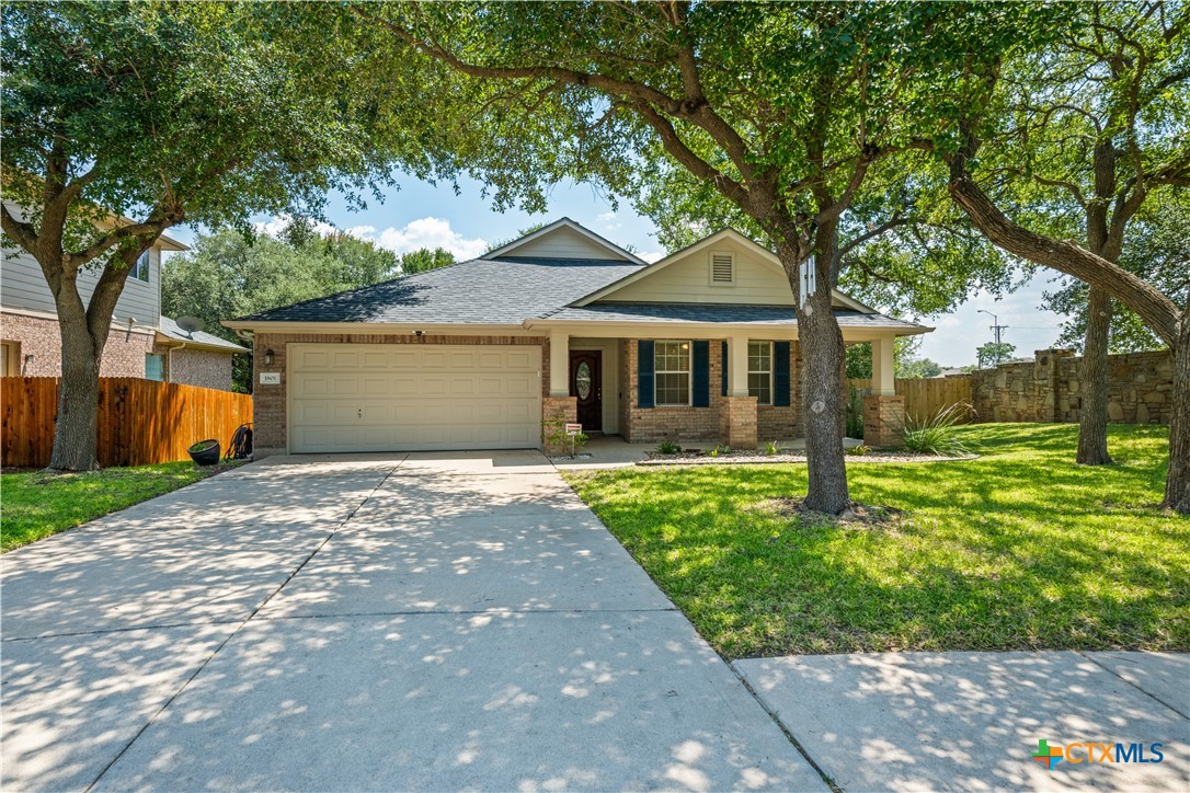 1801 Creek Crest Way — photo