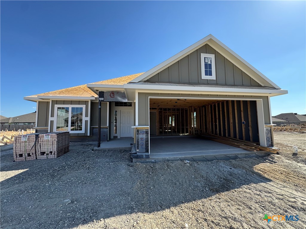 702 James Parker Circle — photo
