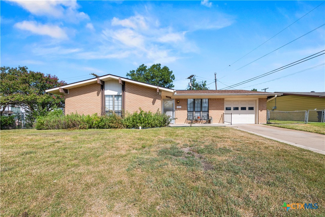 1105 Swope Drive — photo