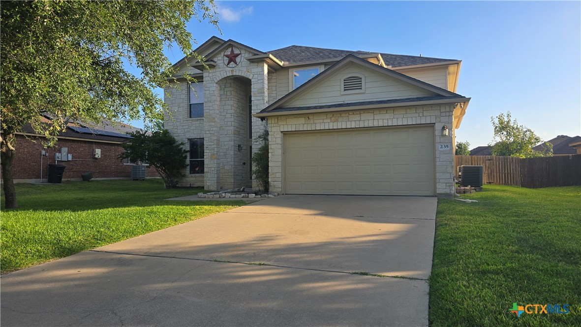 235 Lottie Lane — photo