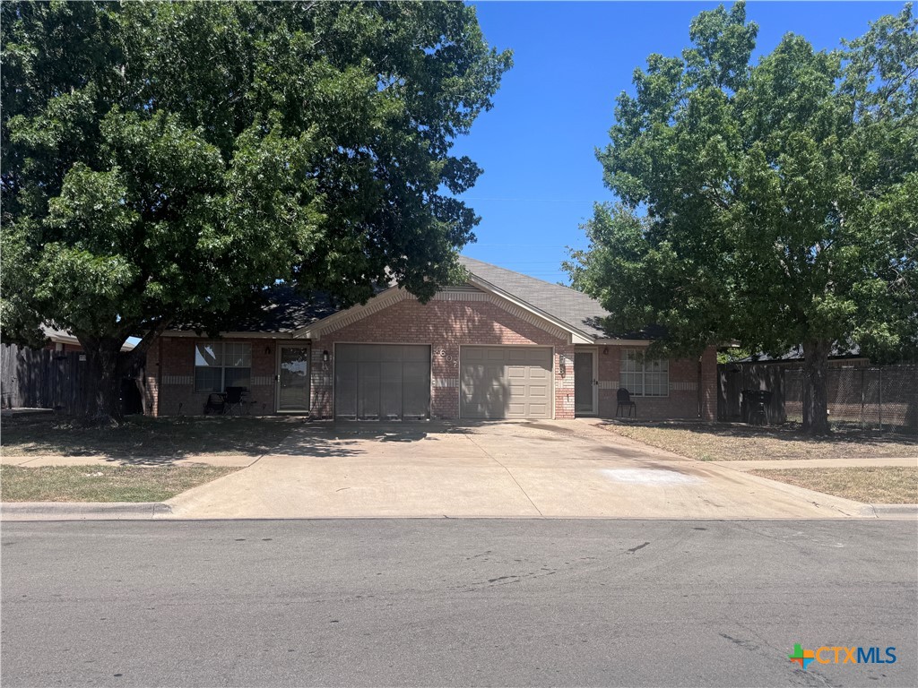 4607 Hitchrock Drive — photo